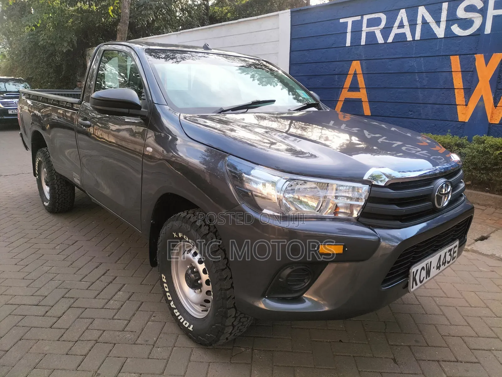 Toyota Hilux 2019 Black