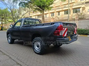 Toyota Hilux Revo Double Cab Deisel 2.4 RWD 2019 Gray