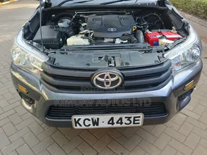 Toyota Hilux Revo Double Cab Deisel 2.4 RWD 2019 Gray