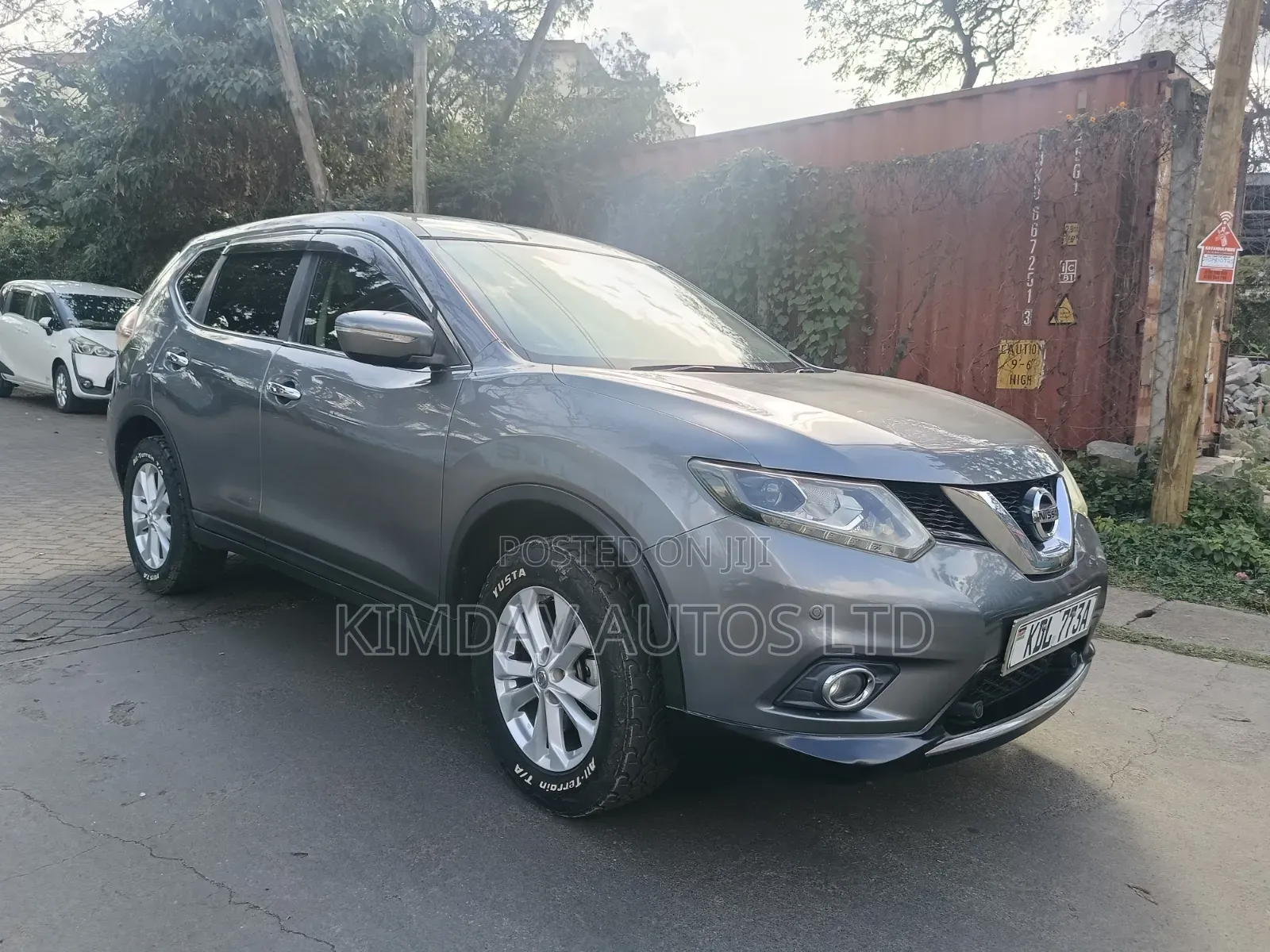 Nissan X-Trail 2.0 Petrol FWD 2015 Gray
