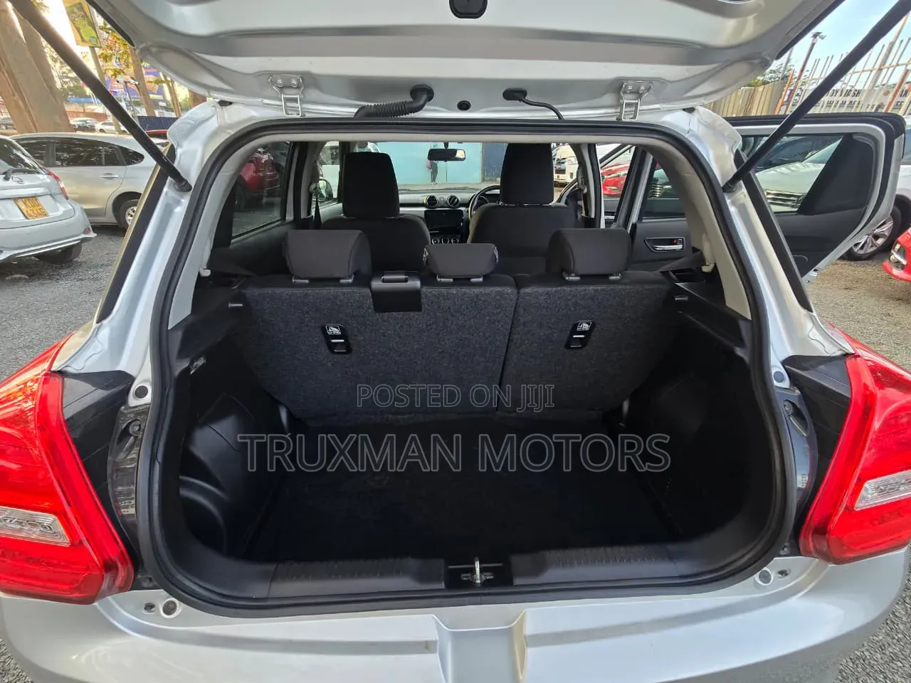 Suzuki Swift 2018 Silver
