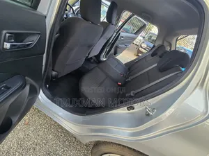 Suzuki Swift 2018 Silver