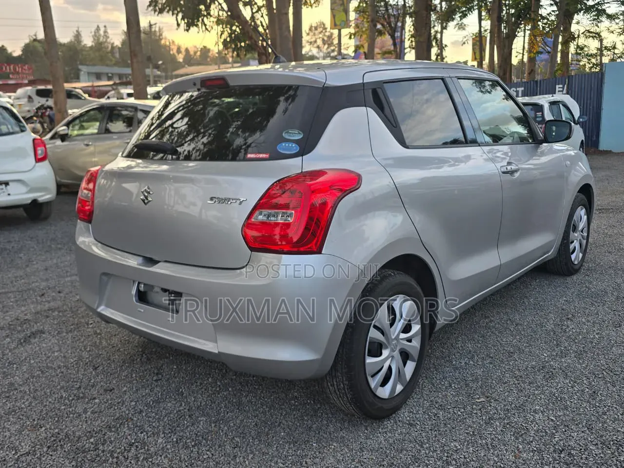 Suzuki Swift 2018 Silver