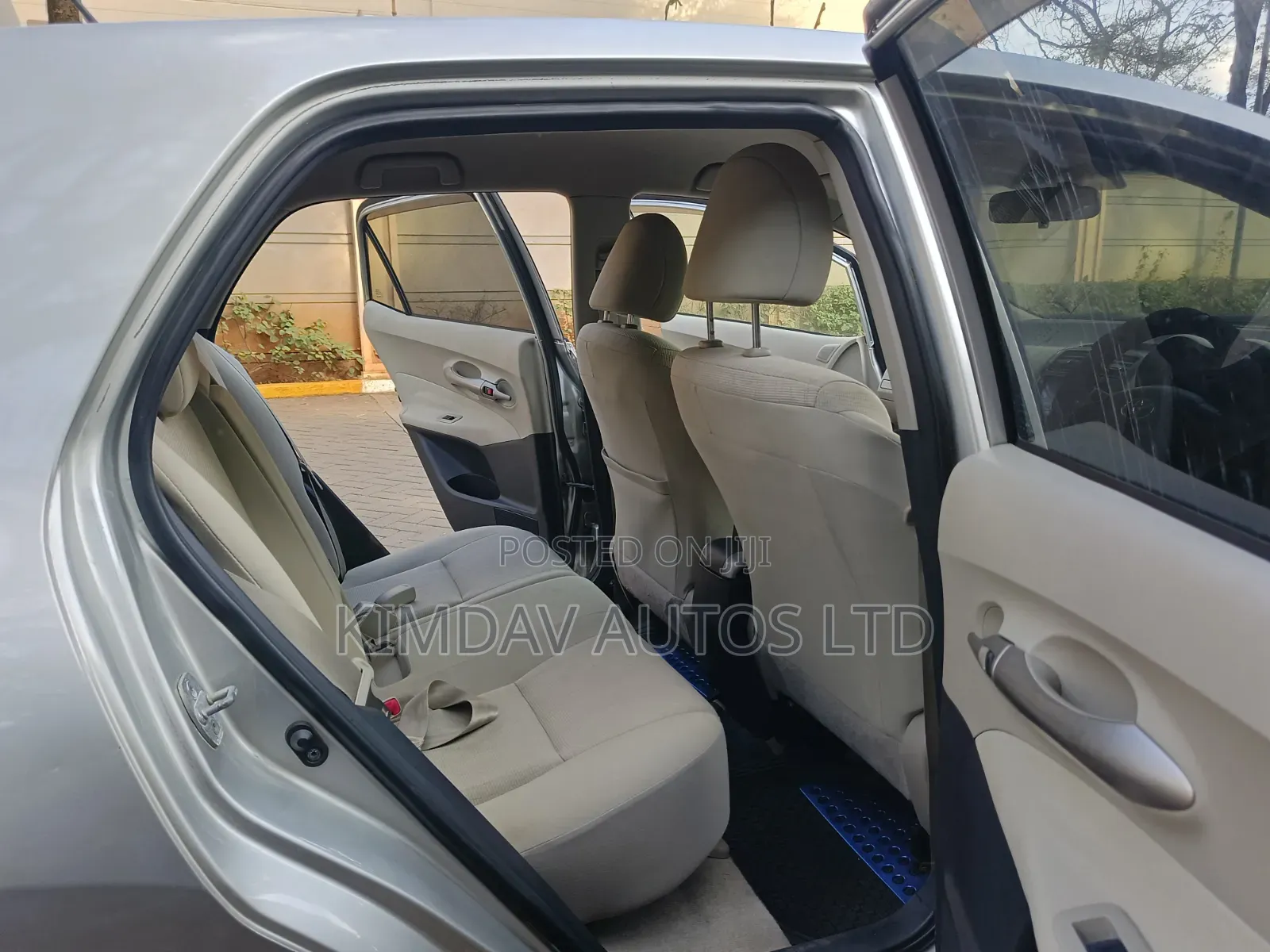 Toyota Auris 1.4 VVTi 2008 Silver