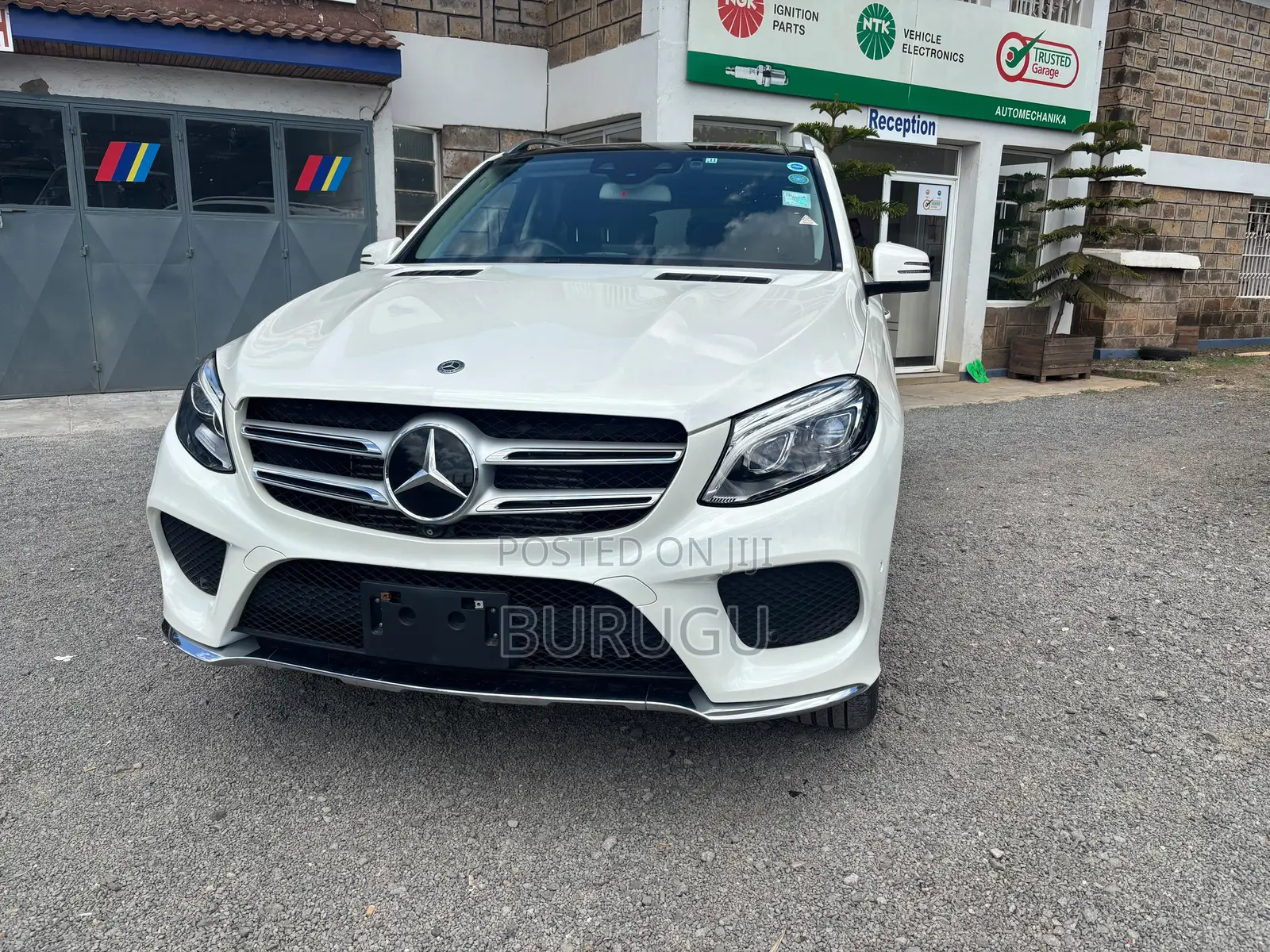 Mercedes-Benz GLE-Class 2017 White