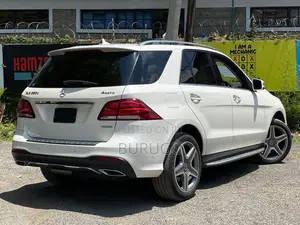 Mercedes-Benz GLE-Class 2017 White