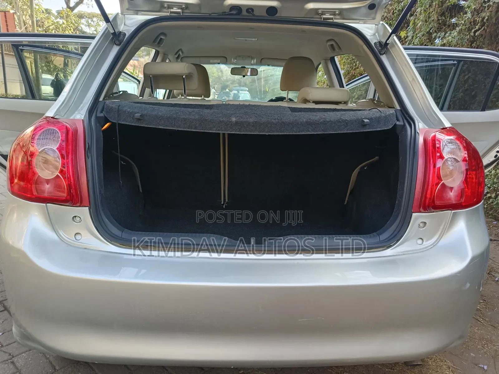 Toyota Auris 1.4 VVTi 2008 Silver