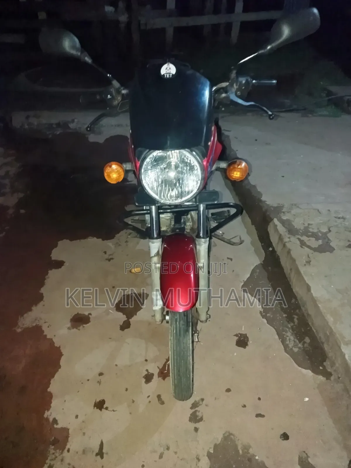 Bajaj Boxer 125 2023 Red