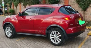 Nissan Juke 2012 Red