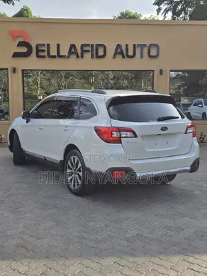 Subaru Outback 2.5i Limited 4dr Wagon AWD (2.5L 4cyl CVT) 2015 White