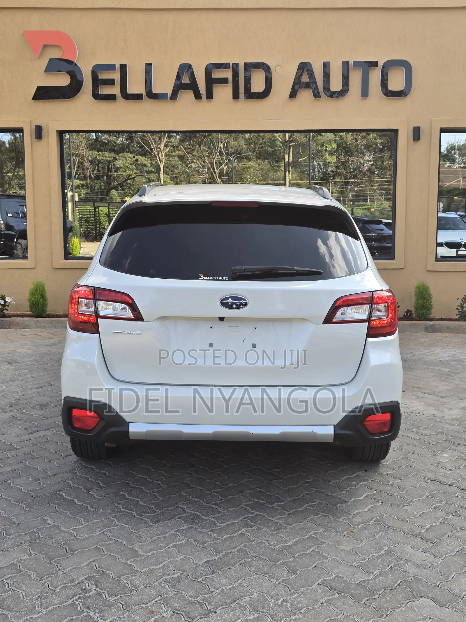 Subaru Outback 2.5i Limited 4dr Wagon AWD (2.5L 4cyl CVT) 2015 White