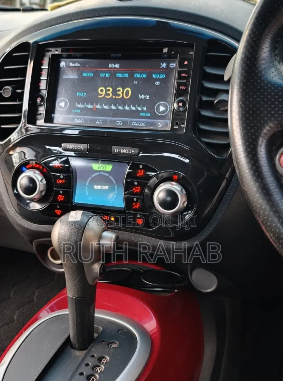 Nissan Juke 2012 Red