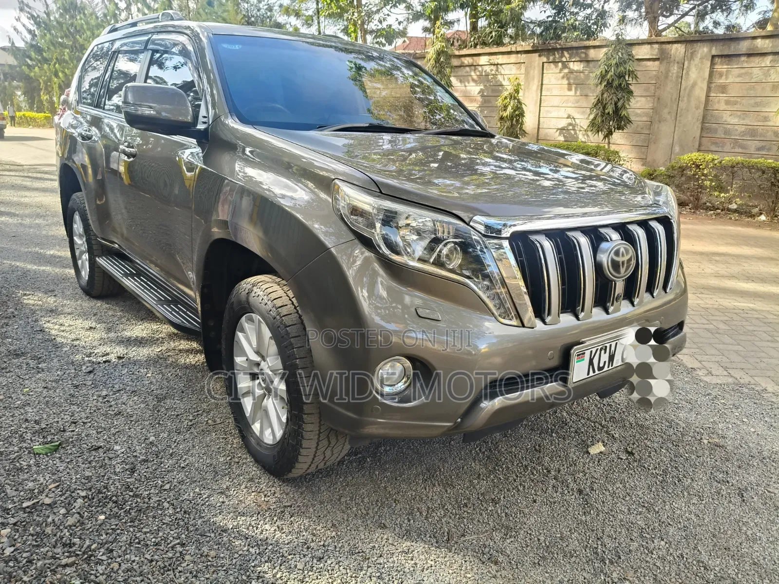 Toyota Land Cruiser Prado 2.8 D-4D 2015 Gold