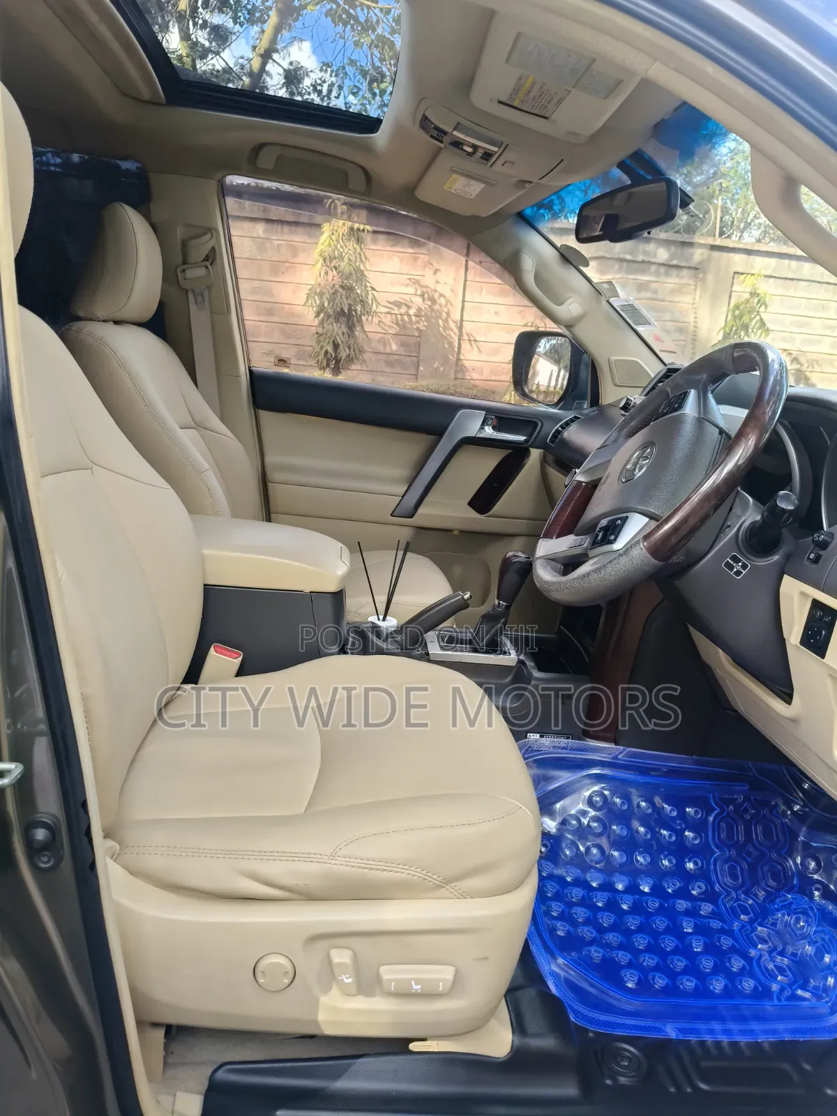 Toyota Land Cruiser Prado 2.8 D-4D 2015 Gold