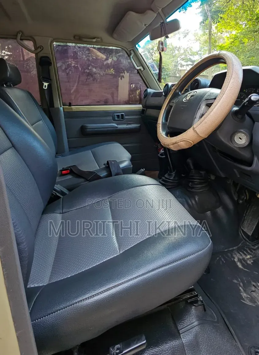 Toyota Land Cruiser 2015 Beige
