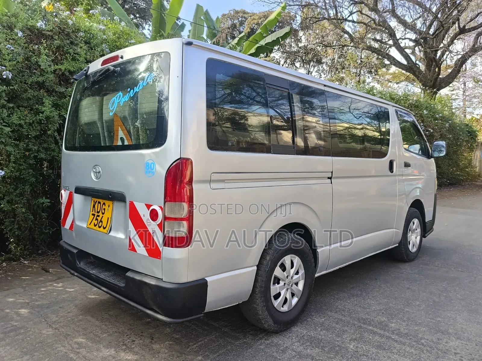 Toyota HiAce 2014 Silver