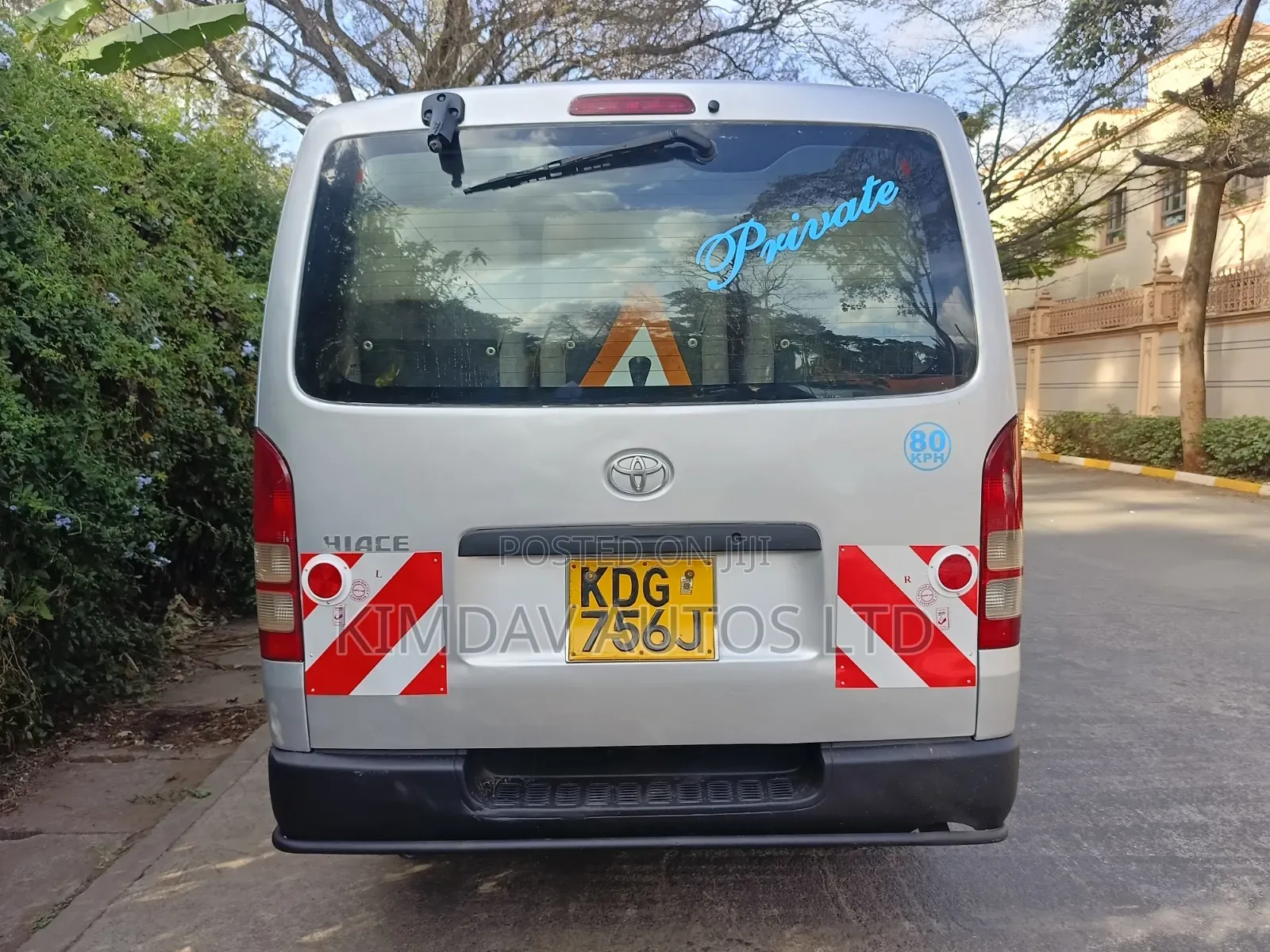 Toyota HiAce 2014 Silver