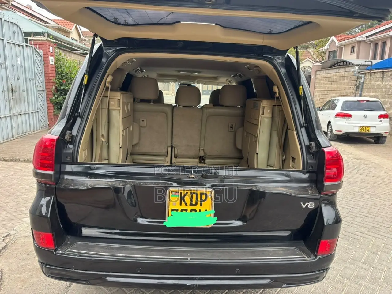 Toyota Land Cruiser 2016 Black