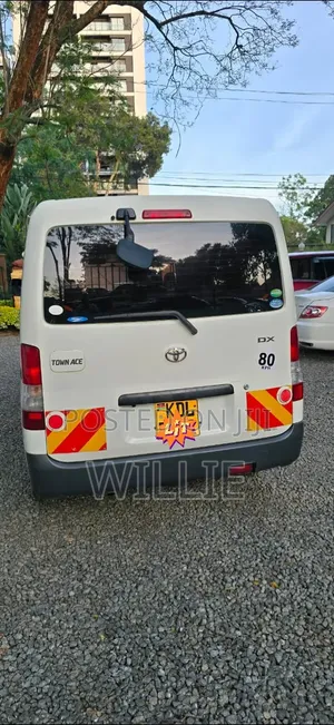 Toyota TownAce 2016 White