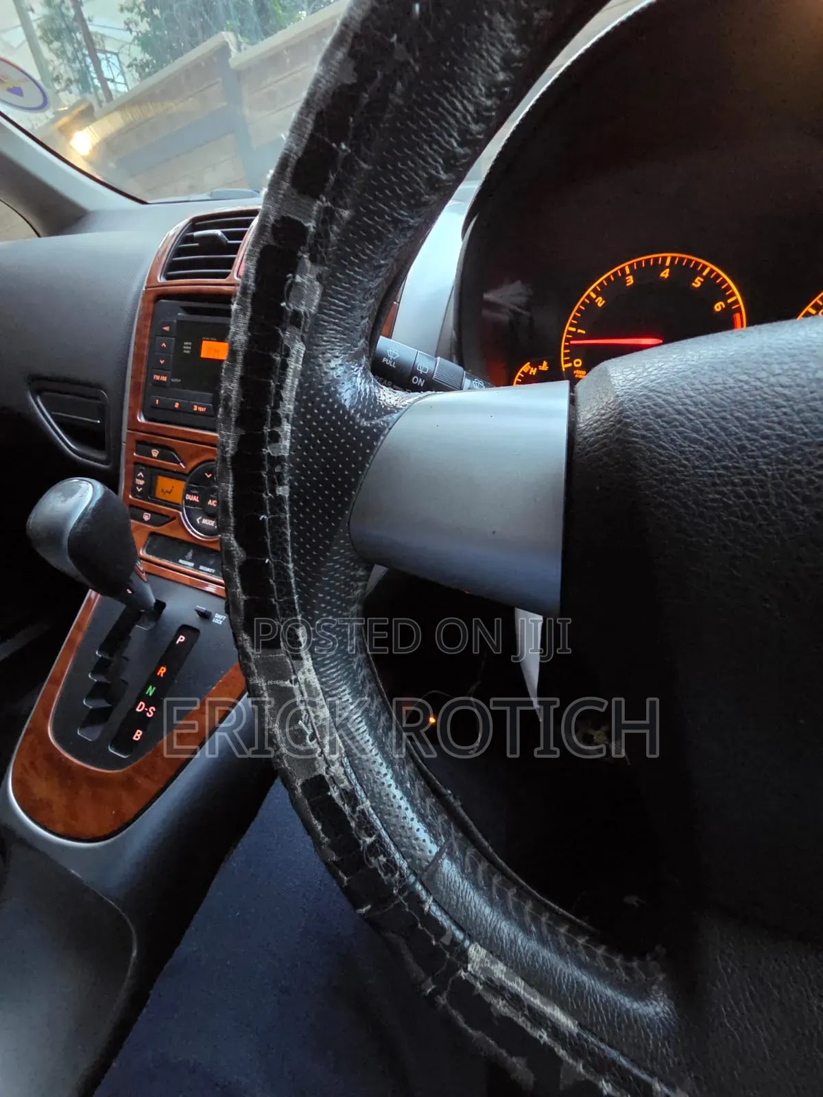 Toyota Auris 2012 Pearl
