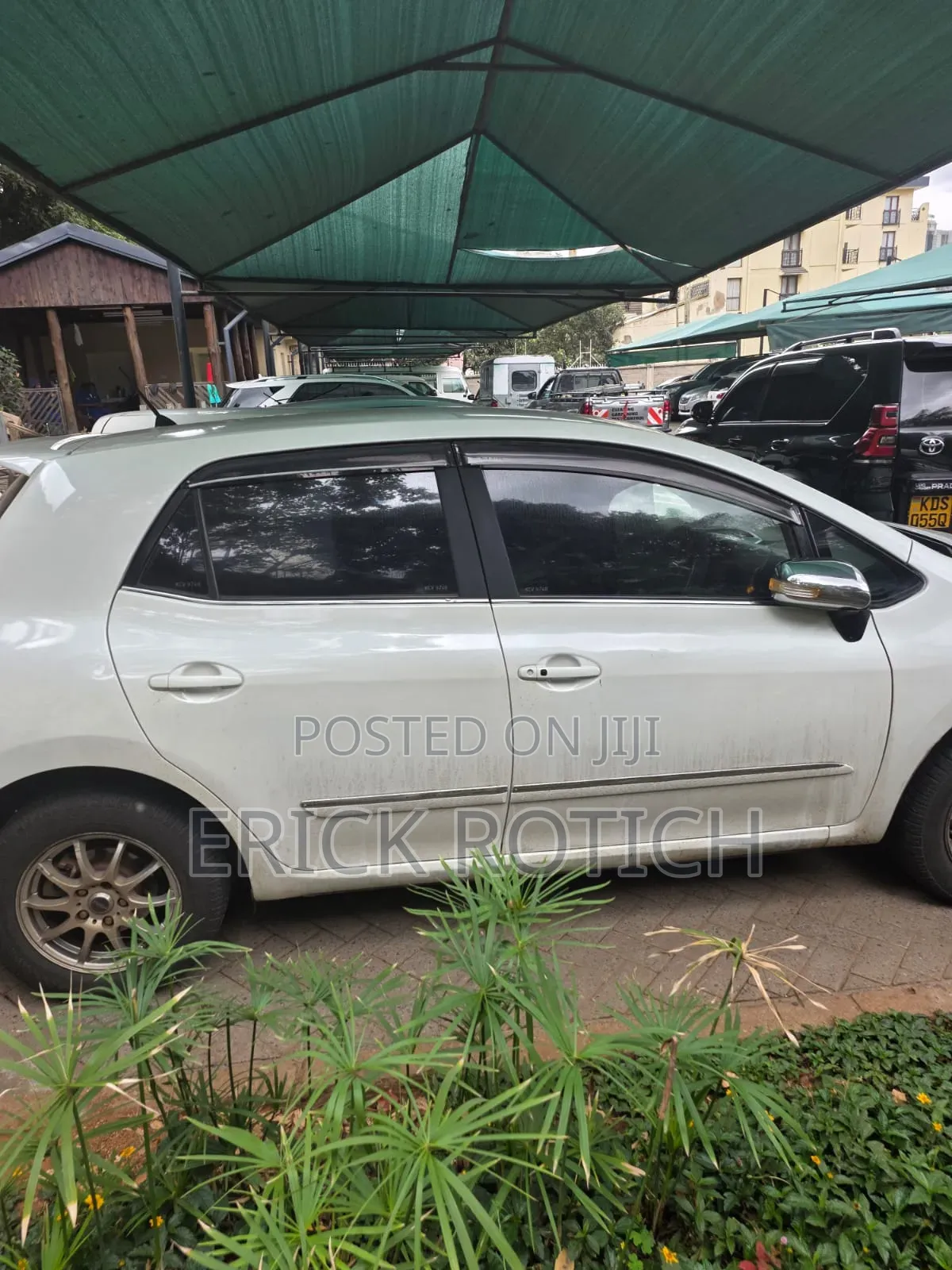 Toyota Auris 2012 Pearl