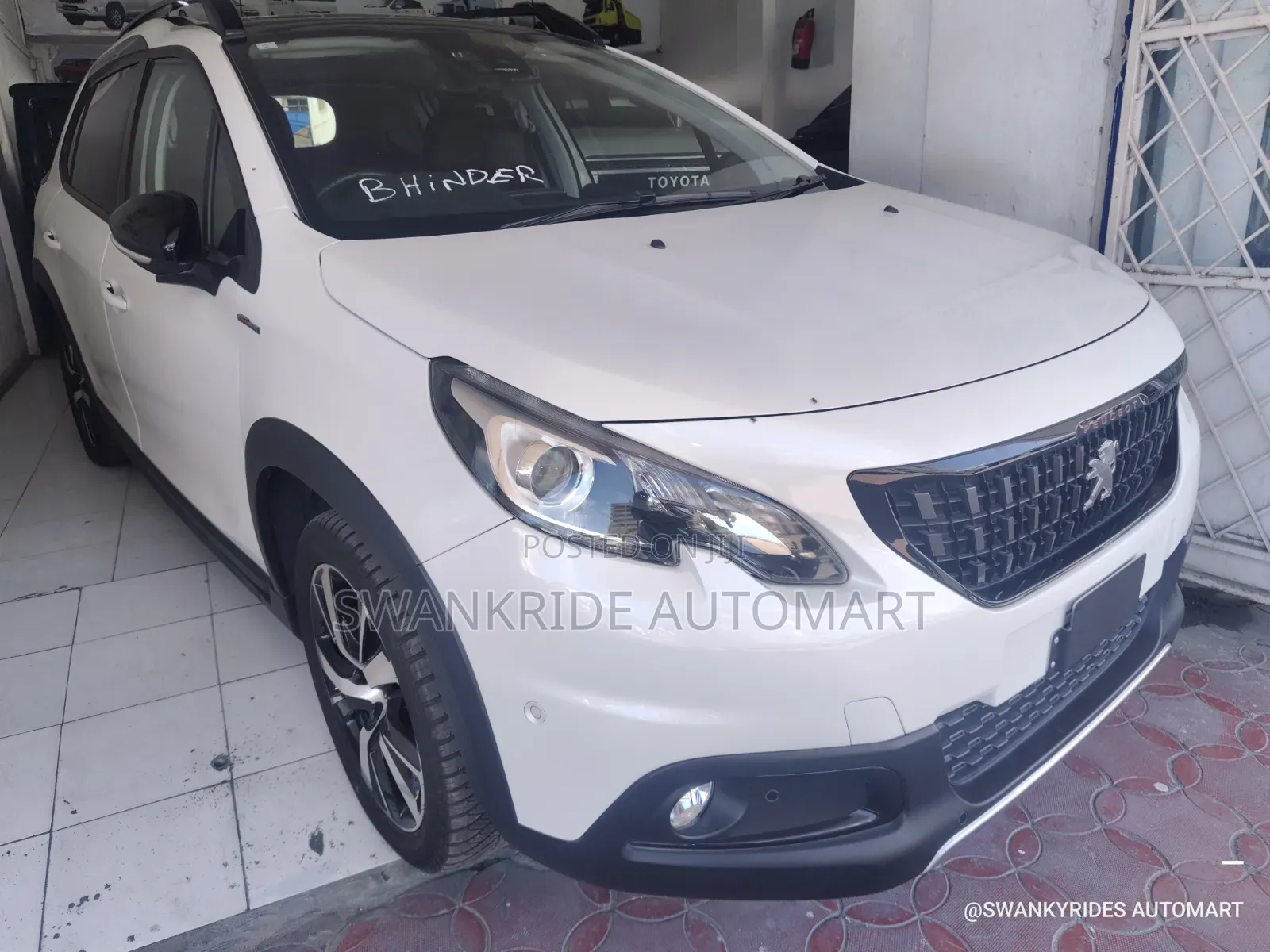 Peugeot 208 2020 White