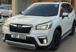 Subaru Forester 2018 White