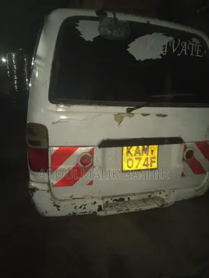 Toyota HiAce 1999 White