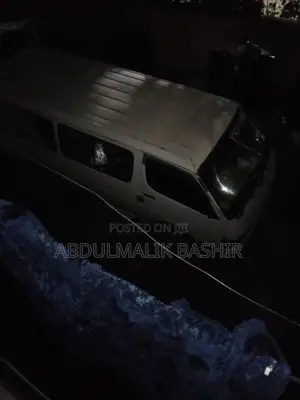 Toyota HiAce 1999 White