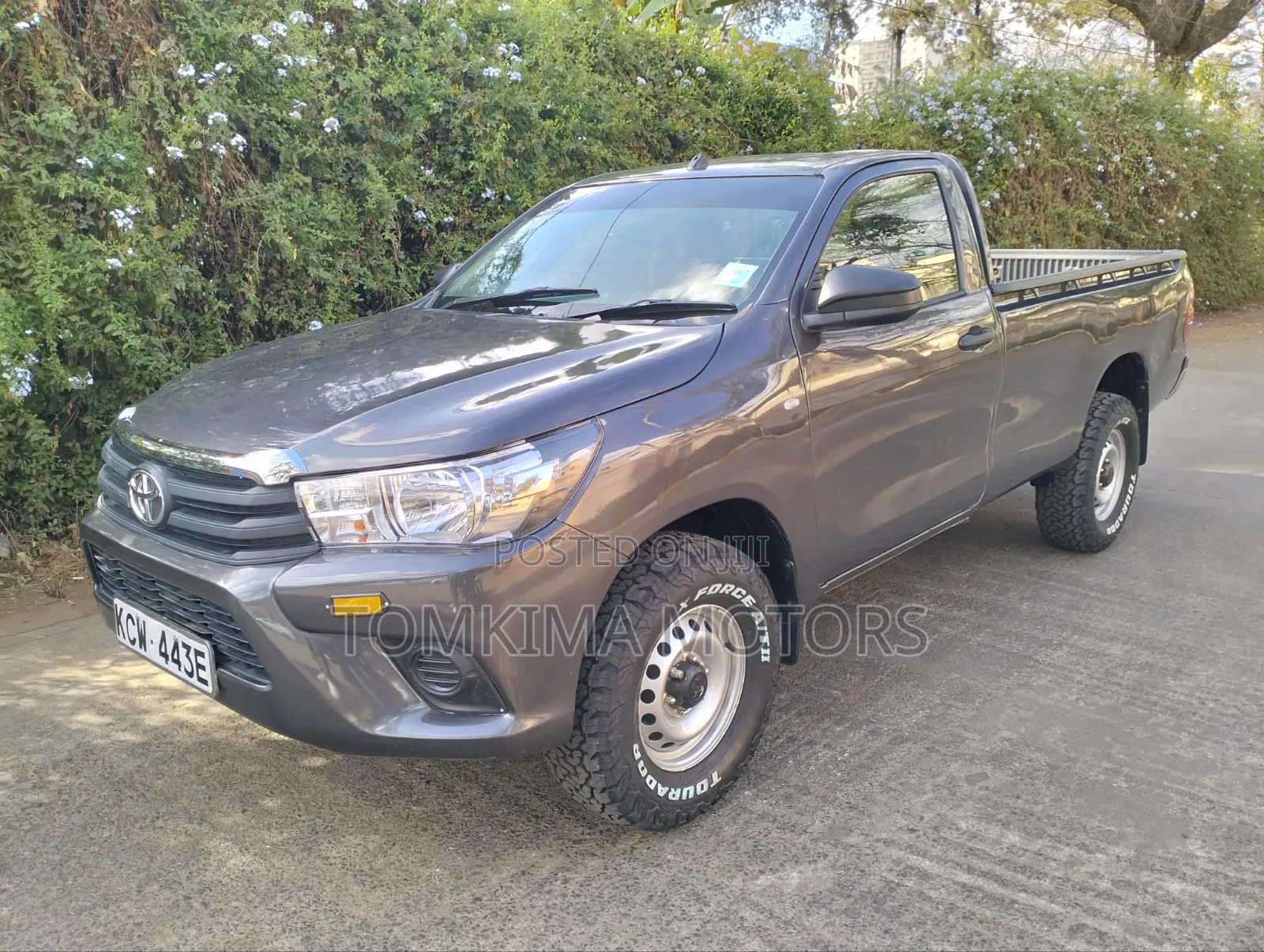 Toyota Hilux 2019 Gray