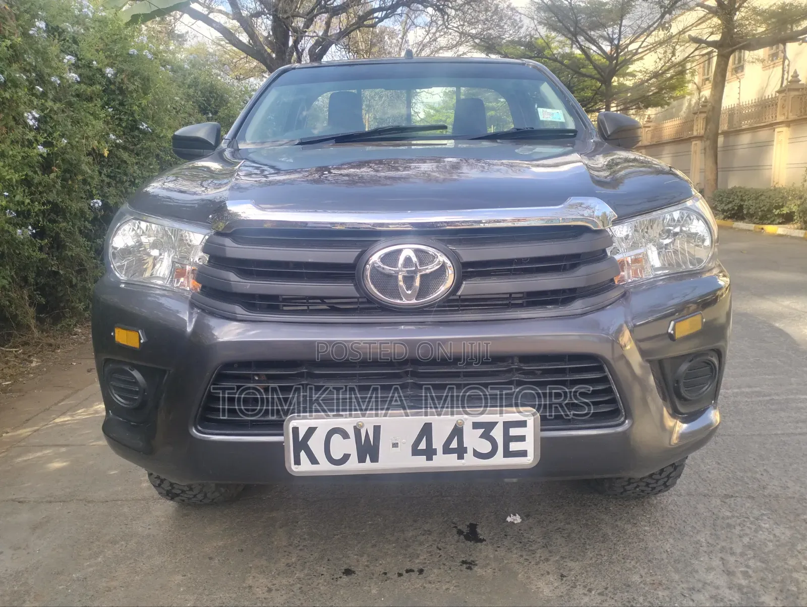 Toyota Hilux 2019 Gray