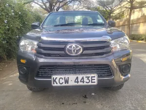 Toyota Hilux 2019 Gray