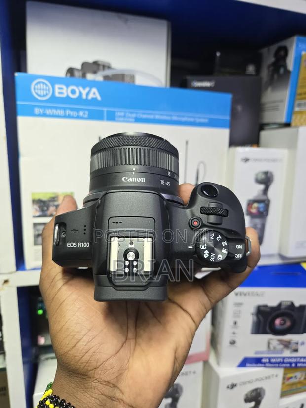 Canon R100 - thumbnail 3
