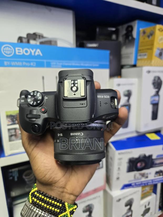 Canon R100 - thumbnail 4