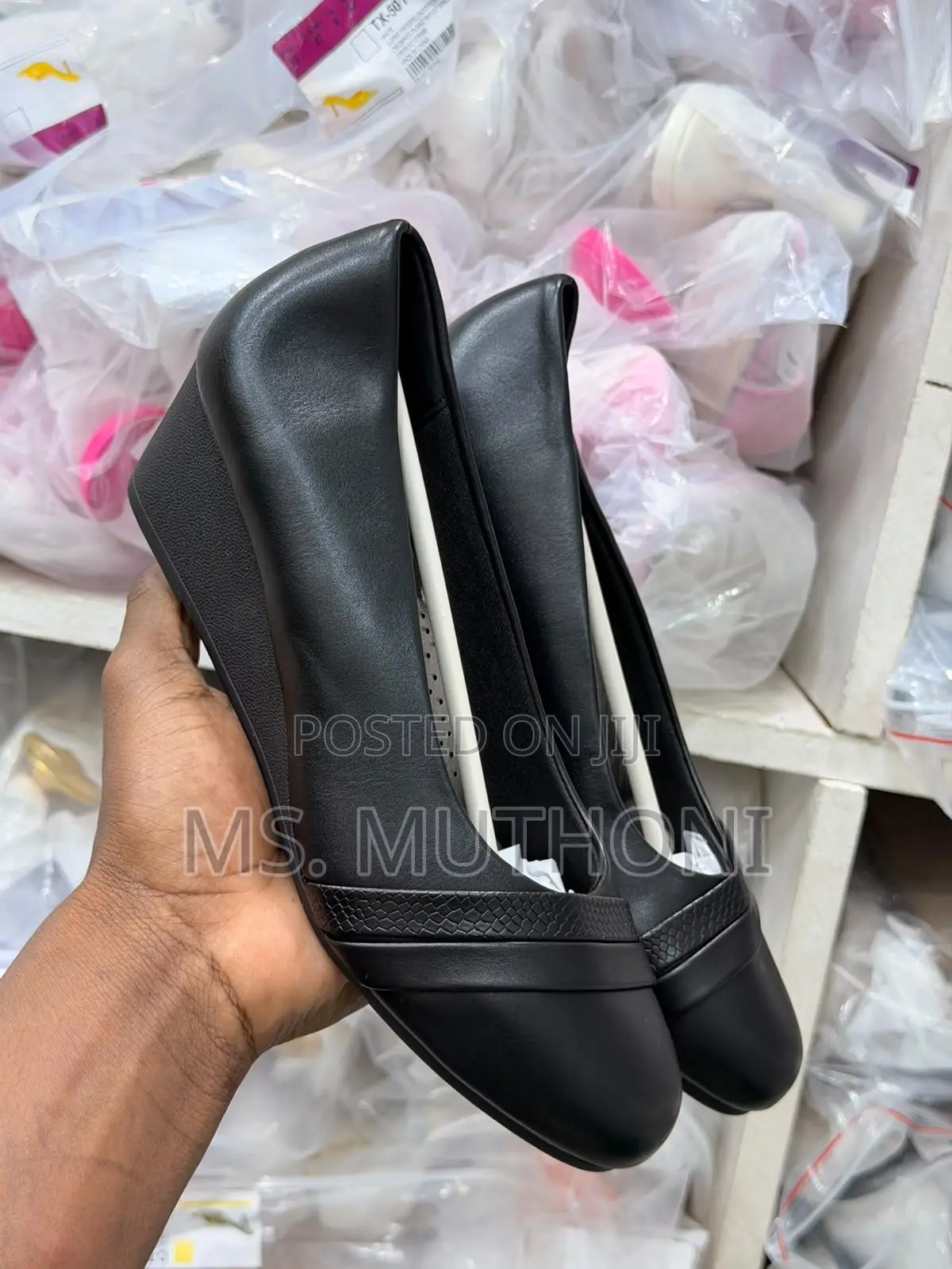Comfortable Low Closed Wedges Size 37-43