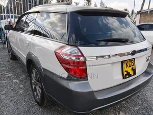 Subaru Outback 2007 White