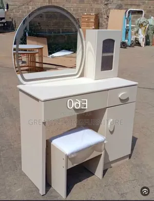 Modern Wooden Dressing Table With Mirror Stool and Storage Drawers