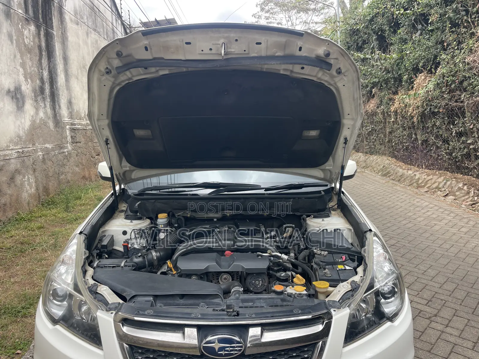 Subaru Legacy 2014 White