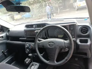 Toyota Probox 1.5 DX Comfort 2WD 2016 Silver