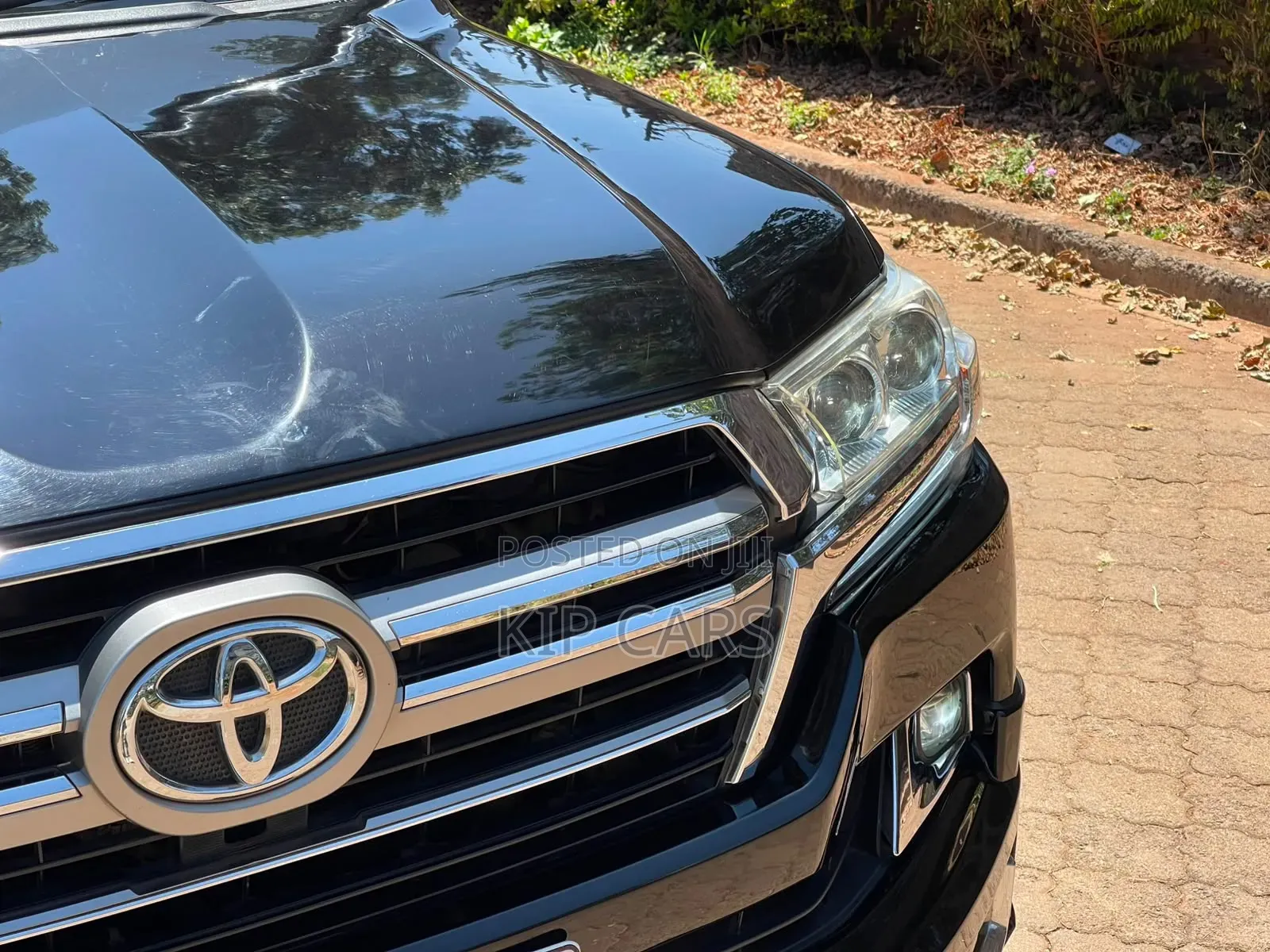 Toyota Land Cruiser 4.6 V8 ZX 2011 Black