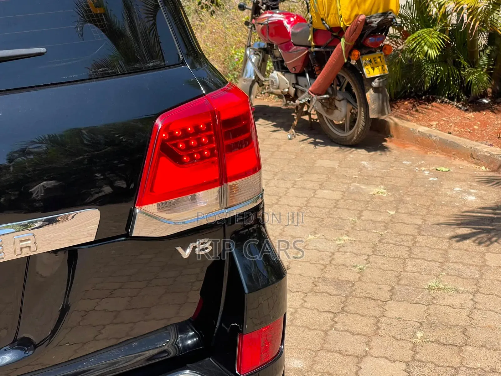 Toyota Land Cruiser 4.6 V8 ZX 2011 Black