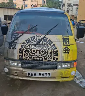 Nissan Caravan (Urvan) 2011