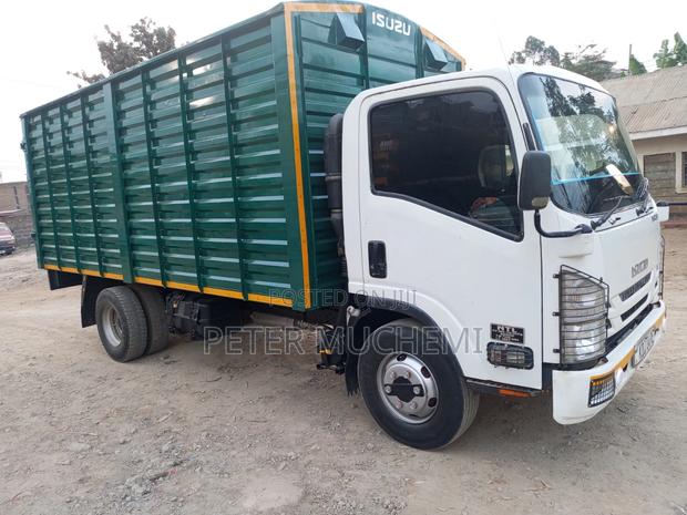 Isuzu NQR 2022 White - thumbnail 2