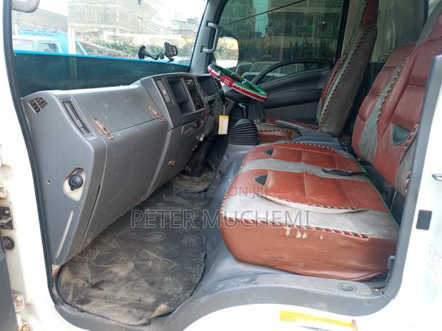 Isuzu NQR 2022 White - thumbnail 7