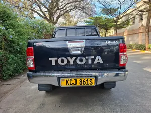 Toyota Hilux 2009 Black