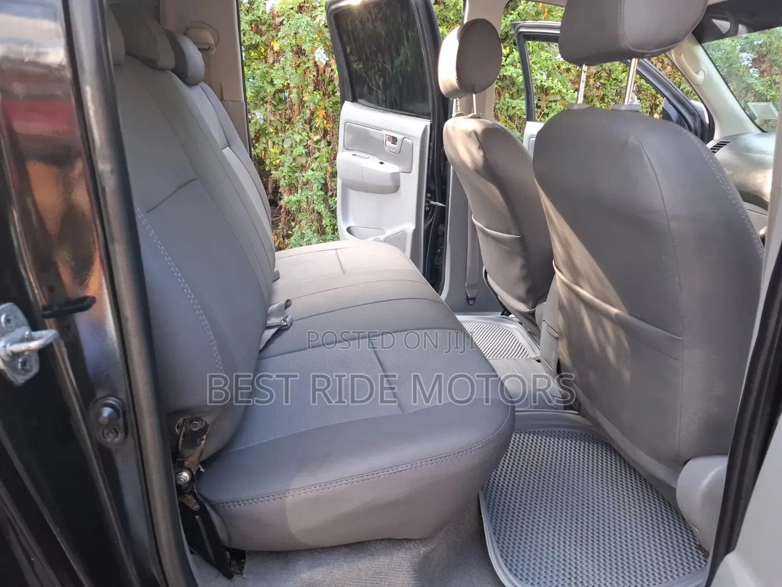 Toyota Hilux 2009 Black