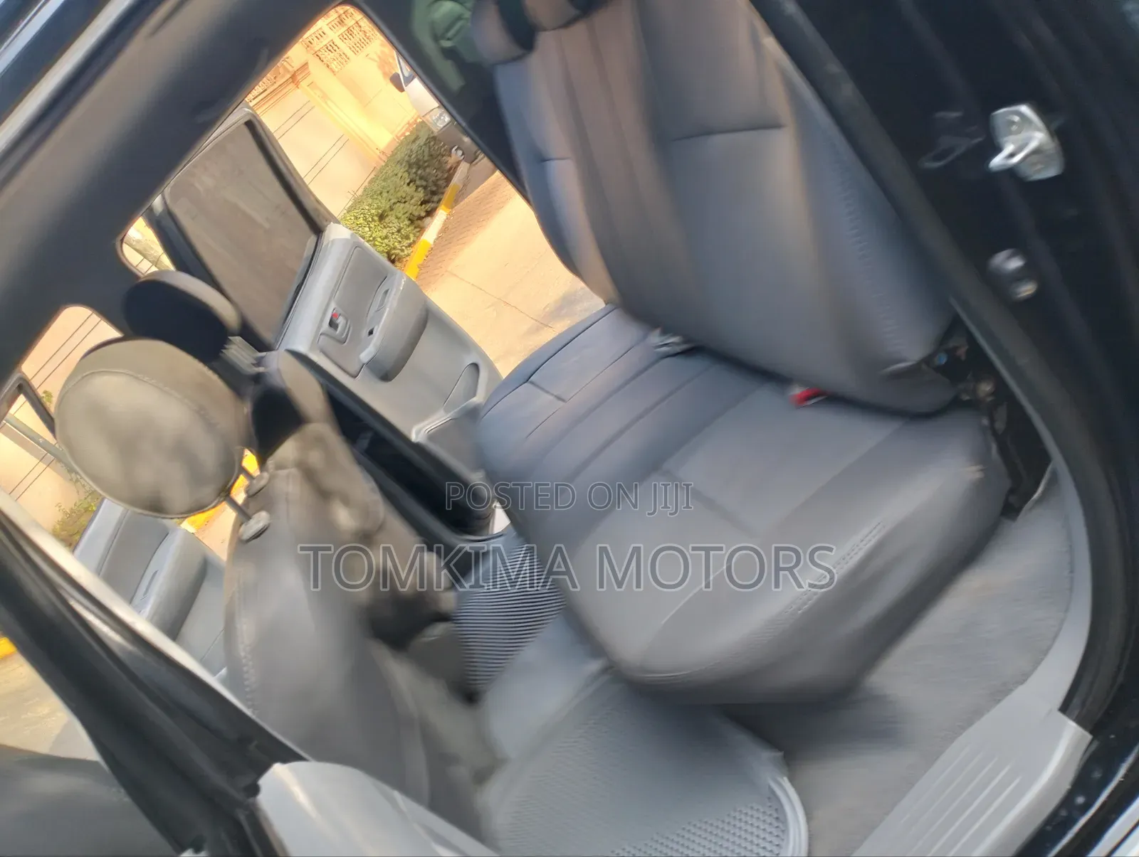 Toyota Hilux 2010 Black