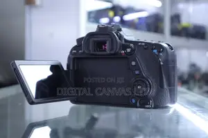 Canon 80D 18-55Mm