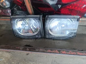 Pajero Simcard Headlight Clear Type Complete With Bulb