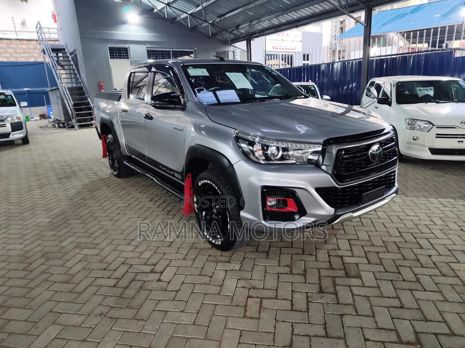 Toyota Hilux 2.4 Diesel 2020 Silver